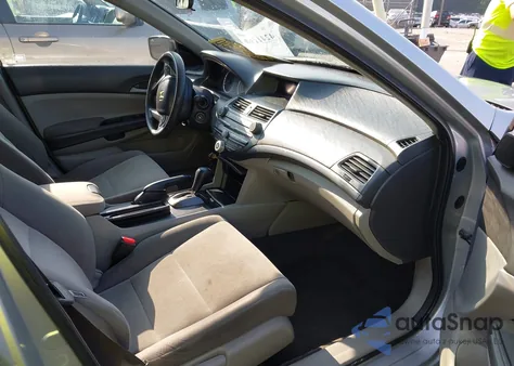 2010 Honda Accord Lx z USA, uszkodzony, nr VIN 1HGCP2F38AA063480